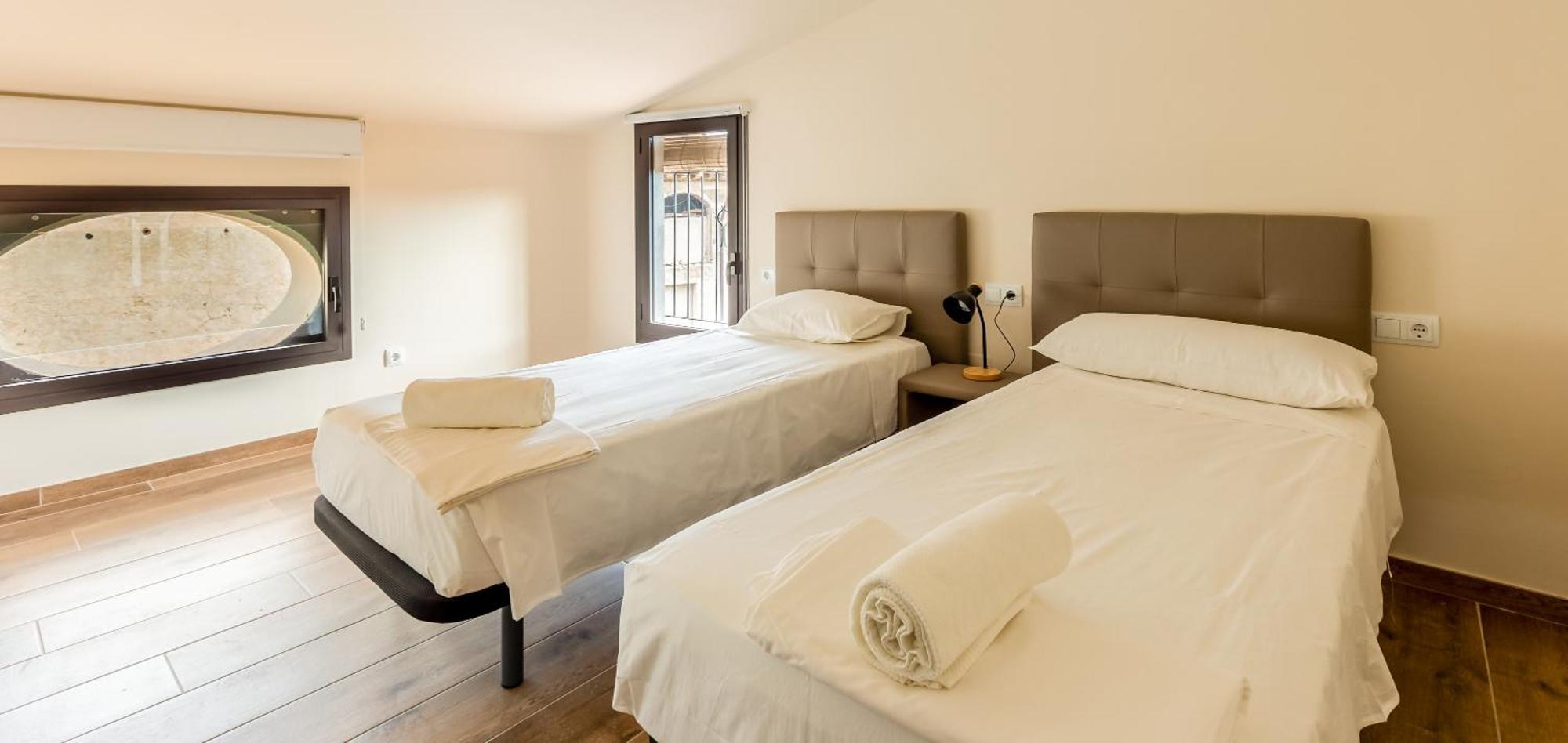 Can Cintet 3 Apartamento Con Terraza En Besalú Eksteriør billede