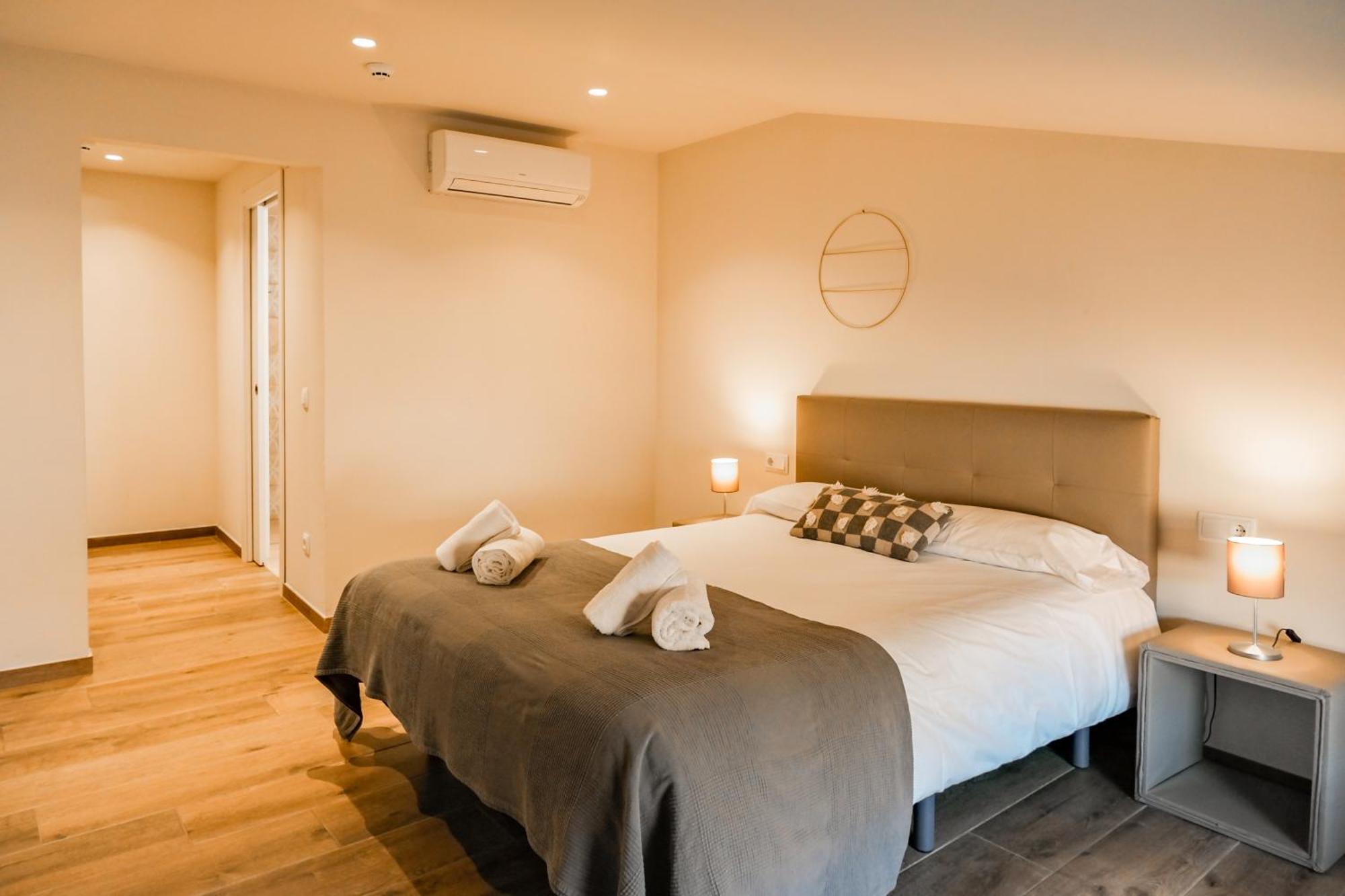 Can Cintet 3 Apartamento Con Terraza En Besalú Eksteriør billede