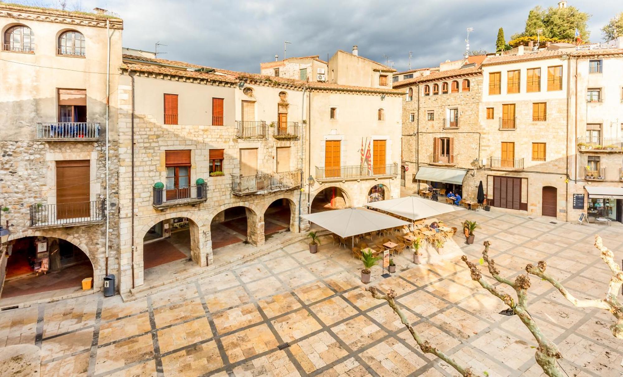 Can Cintet 3 Apartamento Con Terraza En Besalú Eksteriør billede