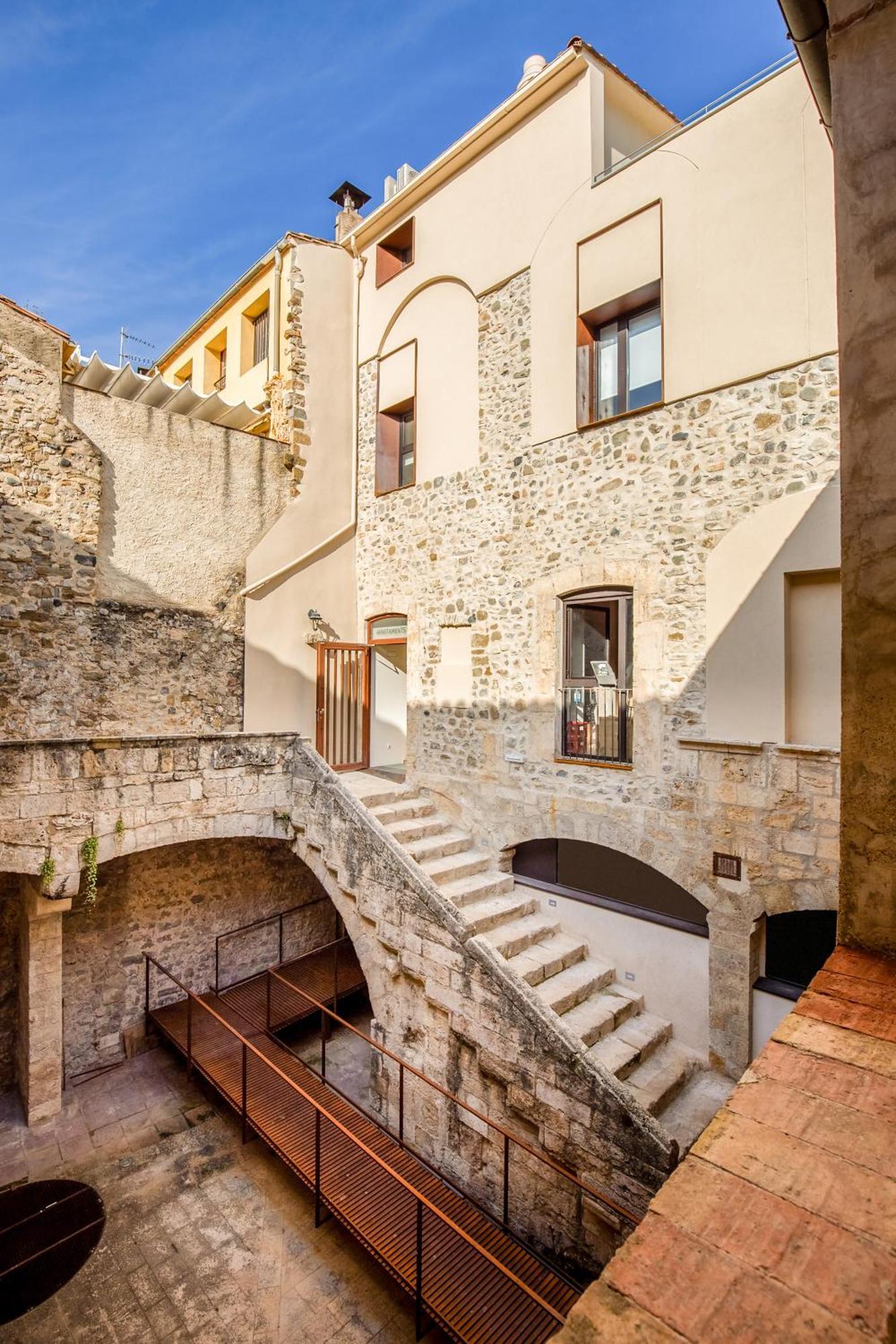 Can Cintet 3 Apartamento Con Terraza En Besalú Eksteriør billede